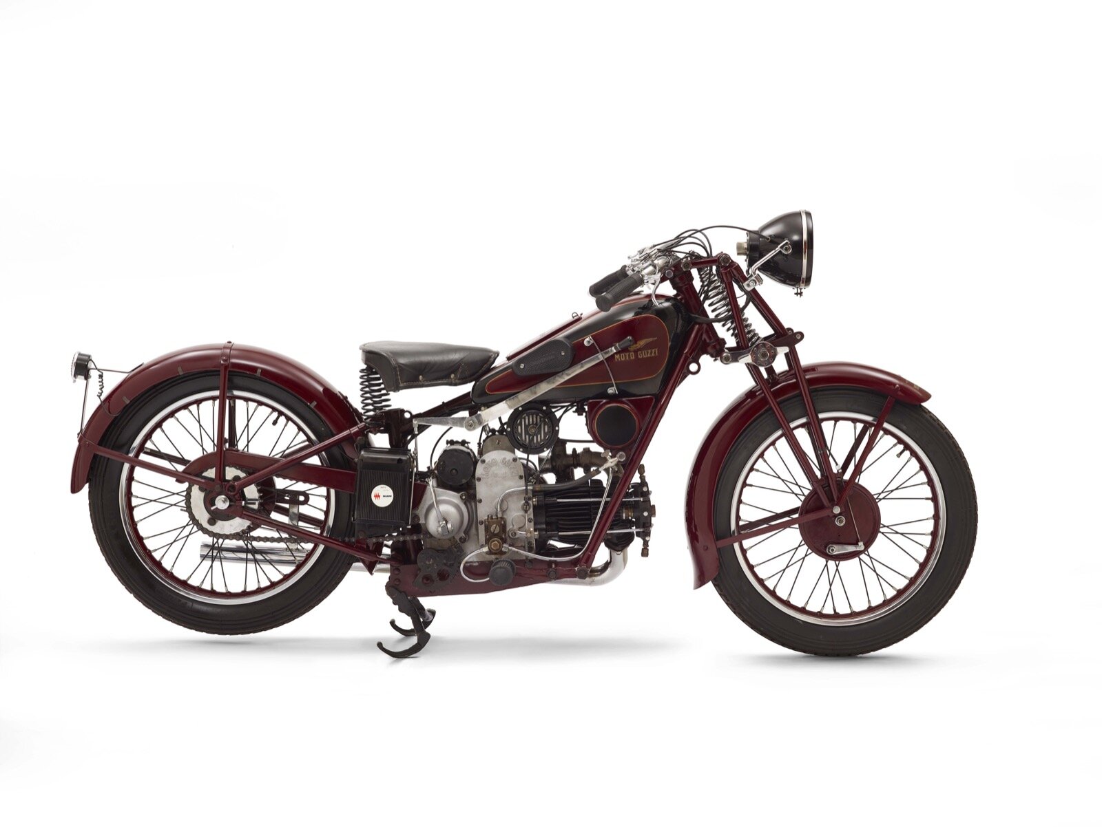 趣味・スポーツ・実用 Moto Guzzi The Complete History from 192 趣味・スポーツ・実用 Moto Guzzi The Complete History from